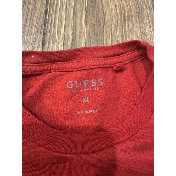 GUESS Los Angeles L.A. Red T-Shirt Graphic Logo Size L (READ!) - Picture 5 of 5